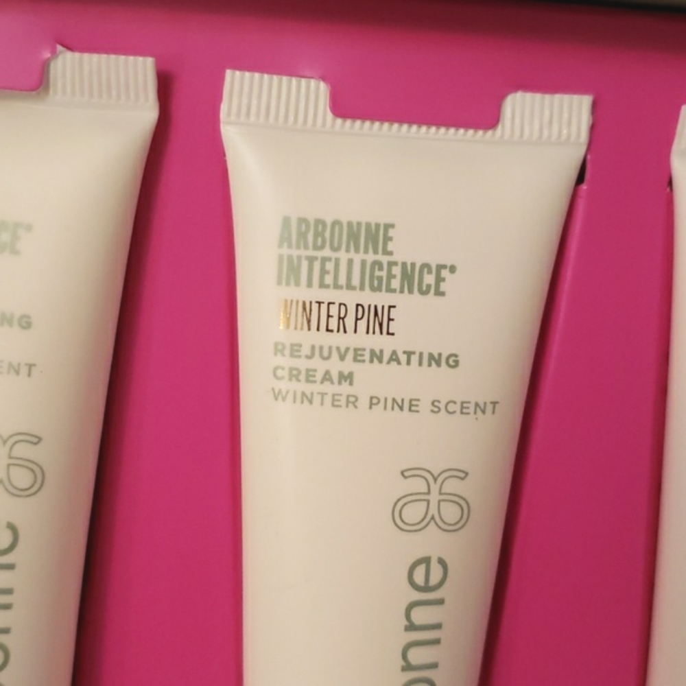 Arbonne Mini Rejuvenating Cream Trio New - Picture 4 of 8